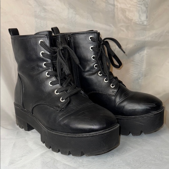 Torrid Black Combat Platform Boots - Picture 5 of 11